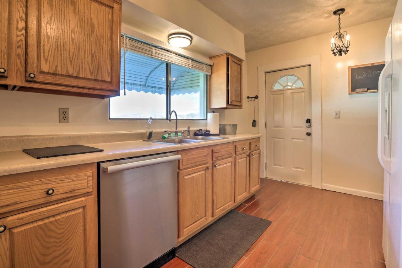 Charming East Bernstadt Retreat Less Than 6 Acre Farm! المظهر الخارجي الصورة